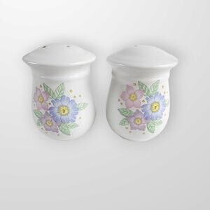 Vintage 1988 Floral Pair of Salt & Pepper Shakers